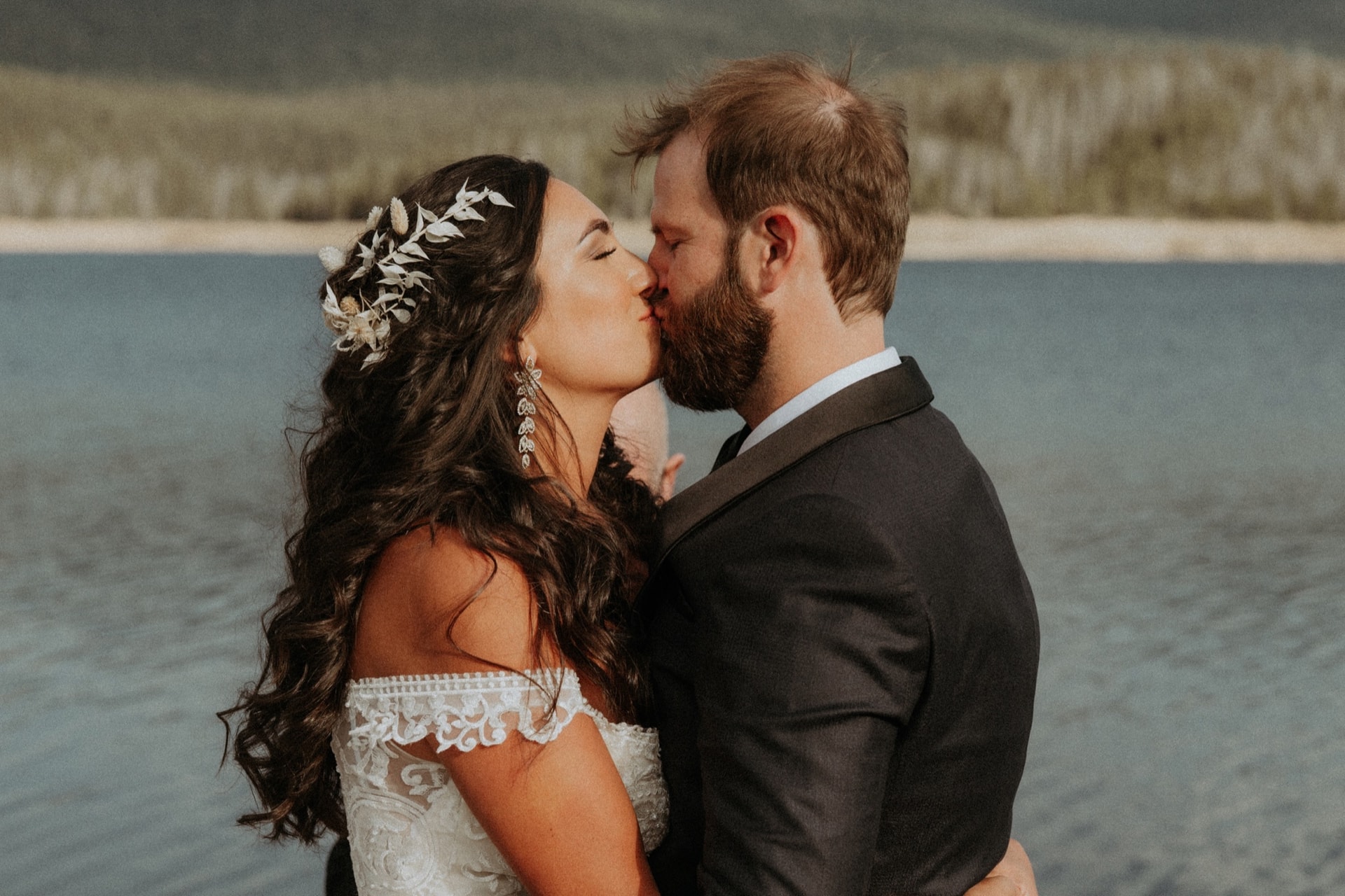 Documentary wedding scene from Sam and Savanna's mountain wedding in Winter Park, Colorado